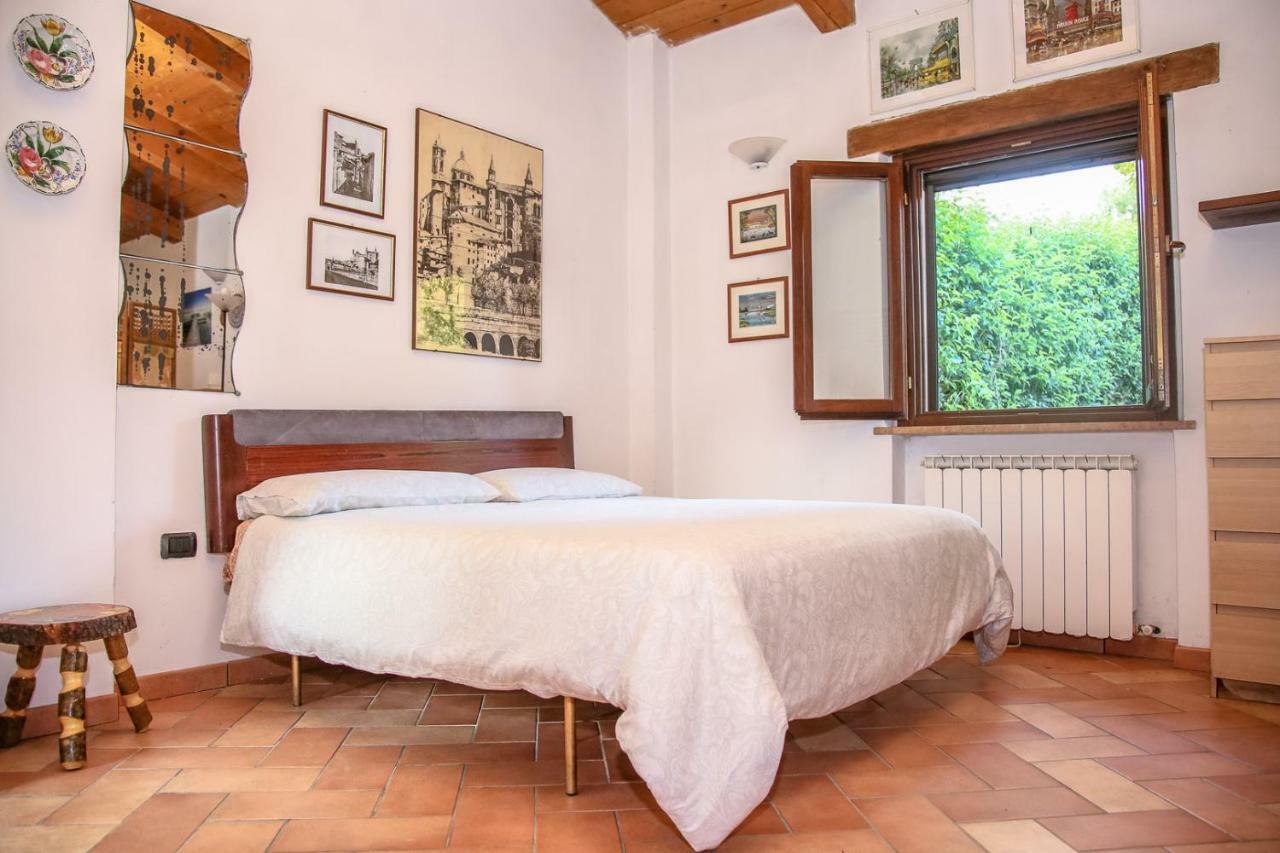 Apartamento Casale Di Nicolo Urbino Exterior foto